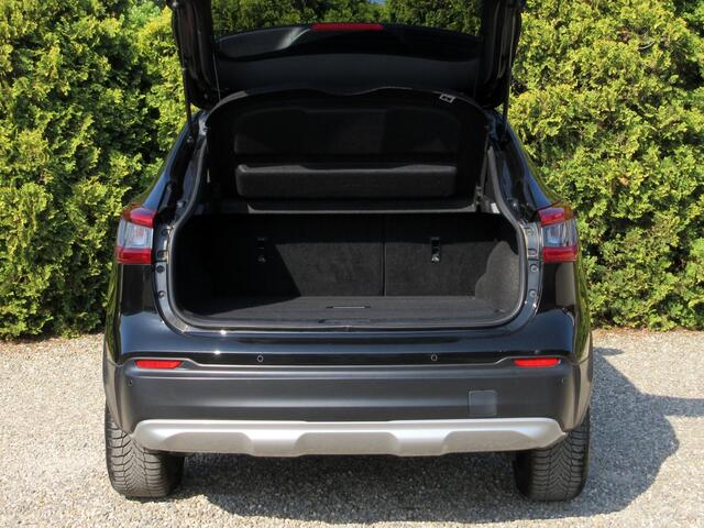 Nissan Qashqai 1.3 DIG-T N-Motion  Navi  Camera  Pano.dak 