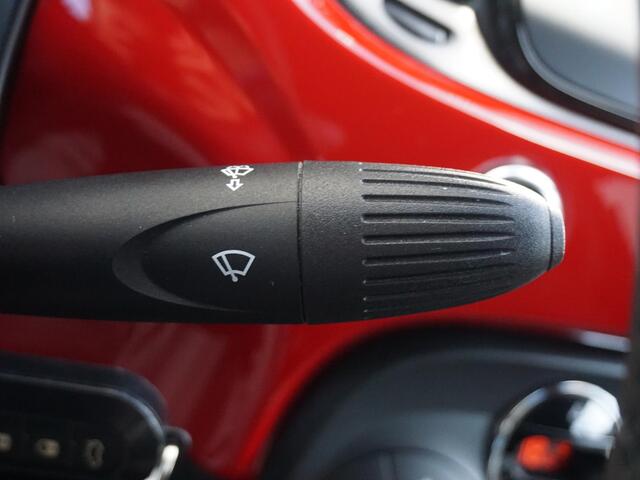 Fiat 500c 1.0 Hybrid RED