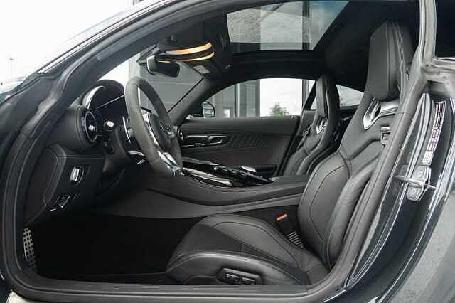 Mercedes-Benz AMG-GT C Rear Axle Ceramic Brakes Burmester Performance