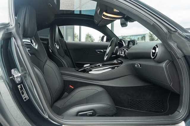 Mercedes-Benz AMG-GT C Rear Axle Ceramic Brakes Burmester Performance