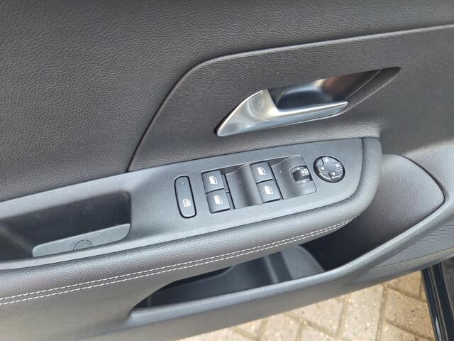 Opel Mokka 1.2 Turbo GS Parkeersensoren Voor + Achter/ Stuur en stoel verwarming/ Navigatie/ Android auto/ Rijklaarprijs