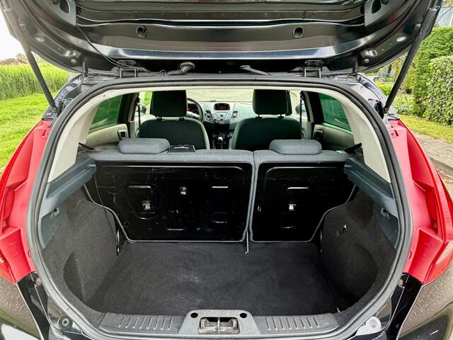 Ford Fiesta 1.25 Ghia - e APK