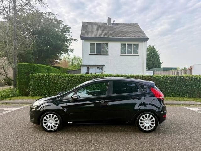 Ford Fiesta 1.25 Ghia - e APK