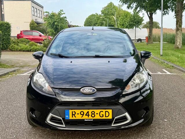 Ford Fiesta 1.25 Ghia - e APK