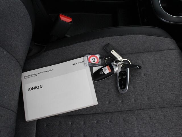 Hyundai Ioniq 5 Connect 58 kWh | Navi | Clima | stof/leder |