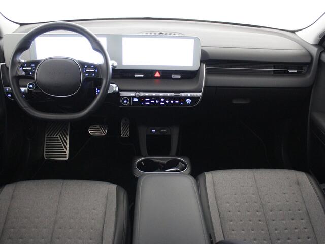 Hyundai Ioniq 5 Connect 58 kWh | Navi | Clima | stof/leder |