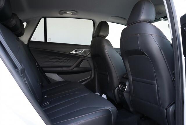 MG MG HS PHEV 1.5 Luxury 272 pk l Leder l 360 Camera l VOL OPTIES