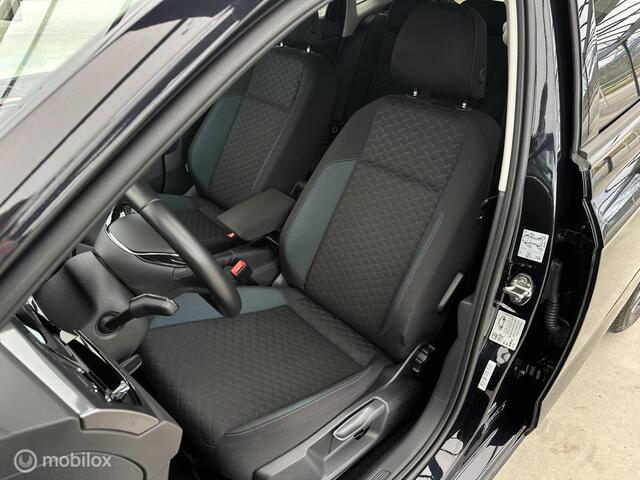 Volkswagen Polo 1.0 MPI IQ.DRIVE CARPLAY/CLIMA/BLIS/STL.VRW