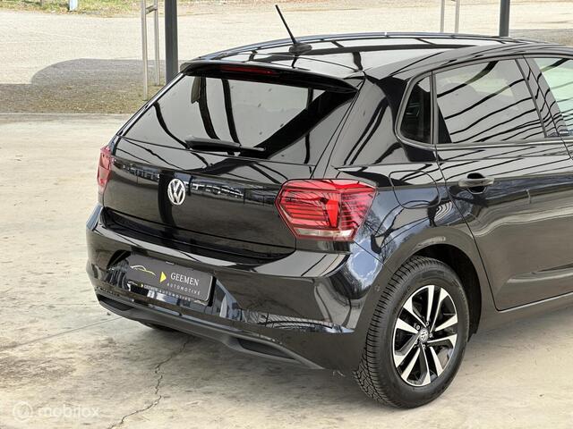 Volkswagen Polo 1.0 MPI IQ.DRIVE CARPLAY/CLIMA/BLIS/STL.VRW