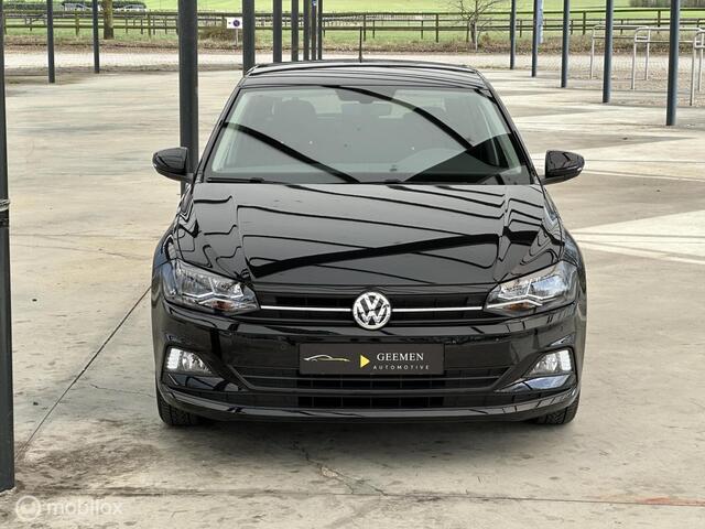Volkswagen Polo 1.0 MPI IQ.DRIVE CARPLAY/CLIMA/BLIS/STL.VRW