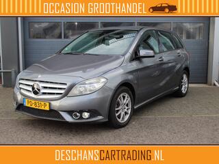 MERCEDES-BENZ B-KLASSE 200 Ambition Automaat Climate, Cruise, Navi, PDC, Trekhaak