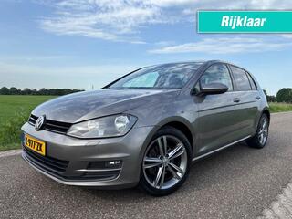 Volkswagen Golf VII