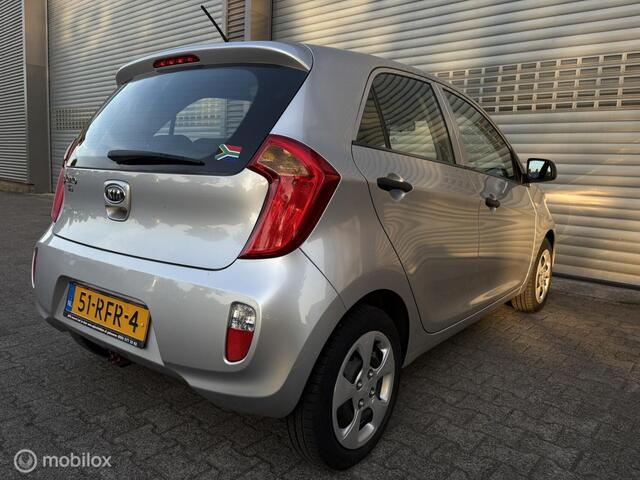 KIA Picanto 1.2 CVVT Comfort PackAIRCOISOFIXTrekhaak