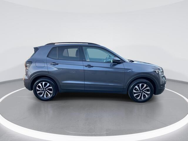 Volkswagen T-Cross 1.0TSI/110PK Life DSG � Apple/Android Car Play � Trekhaak � Camera + Parkeersensoren � Clima �