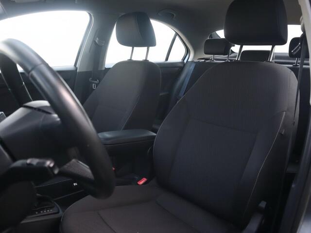 Skoda Rapid 1.4 TSI Greentech Elegance | Airco | Cruise | Stoelverwarming |