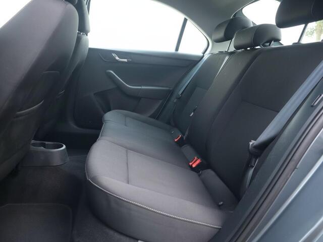 Skoda Rapid 1.4 TSI Greentech Elegance | Airco | Cruise | Stoelverwarming |