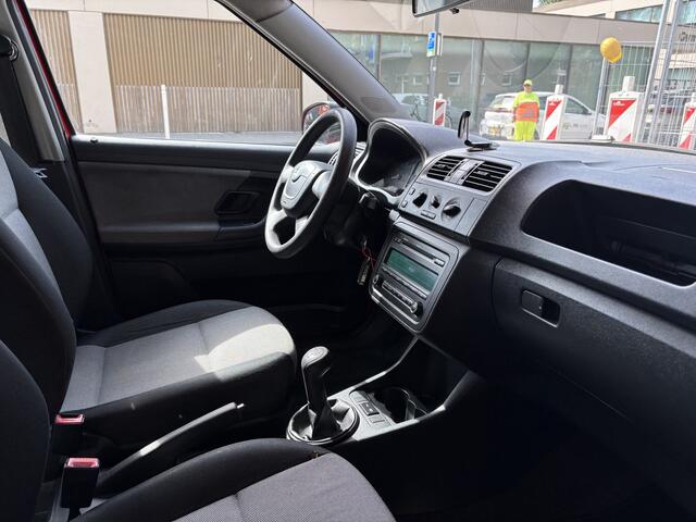 Skoda Fabia 1.4-16V Dynamic AIRCO/NW APK/LM VELGEN