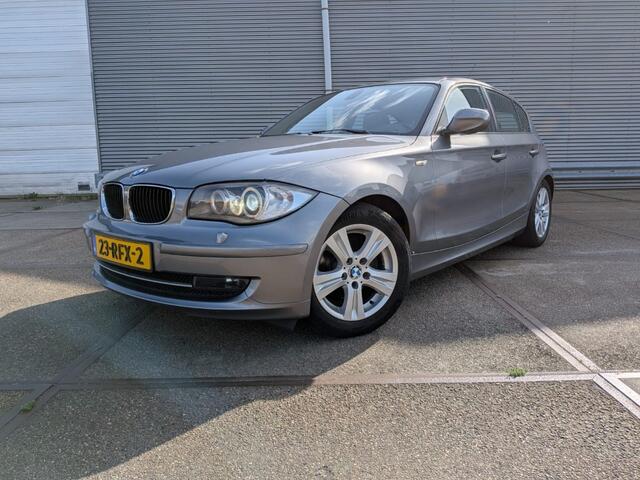 BMW 1-Serie 116i EffDyn. Ed. Business Line Ultimate Edition Leer, Trekhaak