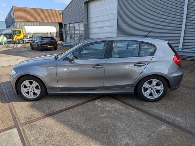 BMW 1-Serie 116i EffDyn. Ed. Business Line Ultimate Edition Leer, Trekhaak