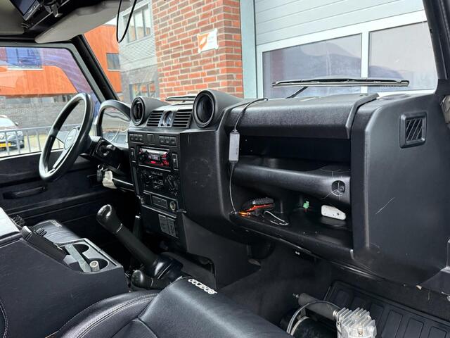Land Rover Defender 2.4 Td4 110 E Airco Leder Mini-Camper