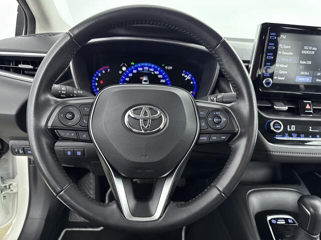 Toyota Corolla Sedan 1.8 Hybrid Active | NL-Auto | Apple Carplay/Android Auto | Parkeercamera | t/m 15-06 FA