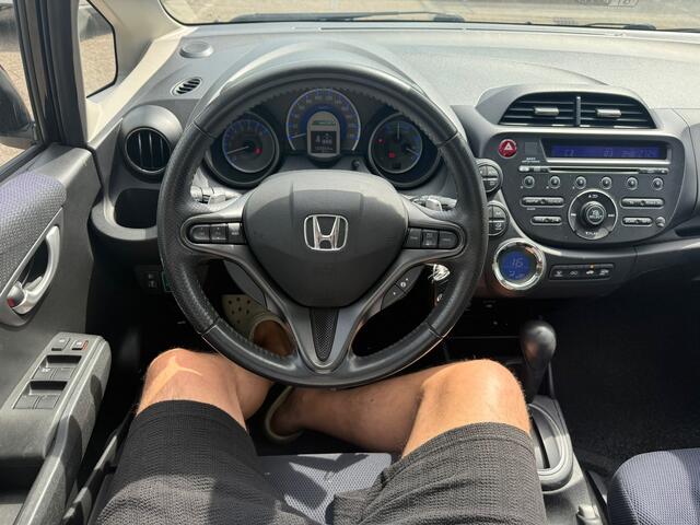 Honda Jazz 1.4 Hybrid Elegance / AUTOMAAT / AIRCO / APK / NAP / PANO / BOEKJES / ZEER NETTE AUTO