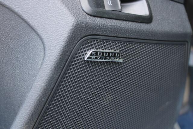 Skoda Kamiq 1.0 TSI Business Virtual-Cockpit Camera Led Trekhaak-Zwenkbaar