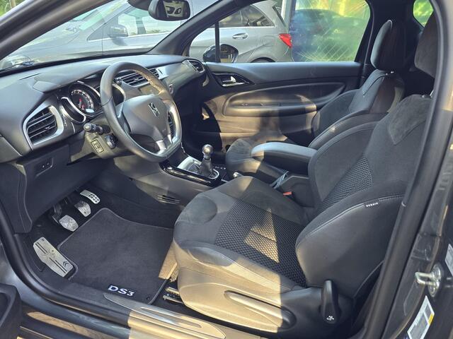 DS DS 3 1.2 110PK So Chic | 12MND GARANTIE | NAVI | CRUISE | LMV | LAGE KM |