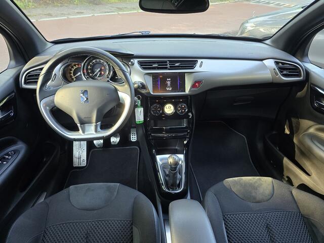 DS DS 3 1.2 110PK So Chic | 12MND GARANTIE | NAVI | CRUISE | LMV | LAGE KM |