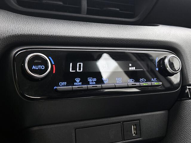 Toyota Yaris 1.5 Hybrid Active | CarPlay/Android Auto | Camera |