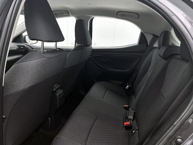 Toyota Yaris 1.5 Hybrid Active | CarPlay/Android Auto | Camera |
