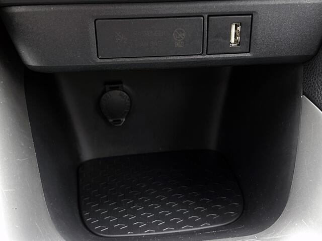 Toyota Yaris 1.5 Hybrid Active | CarPlay/Android Auto | Camera |