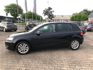 Volkswagen Golf VI