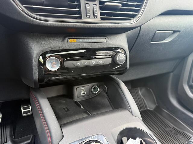 Ford Kuga 2.5 HEV ST Line X - Automaat - Panodak - Navi - Climate - Winterpack