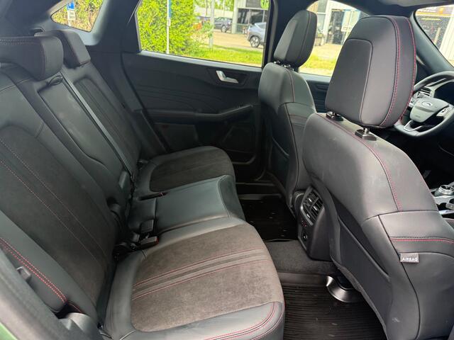 Ford Kuga 2.5 HEV ST Line X - Automaat - Panodak - Navi - Climate - Winterpack