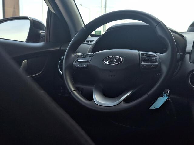 Hyundai Kona 1.0T Comfort | Apple Carplay/Android Auto | Achteruitrijcamera | Climate control | Cruise control | Lichtmetalen velgen |