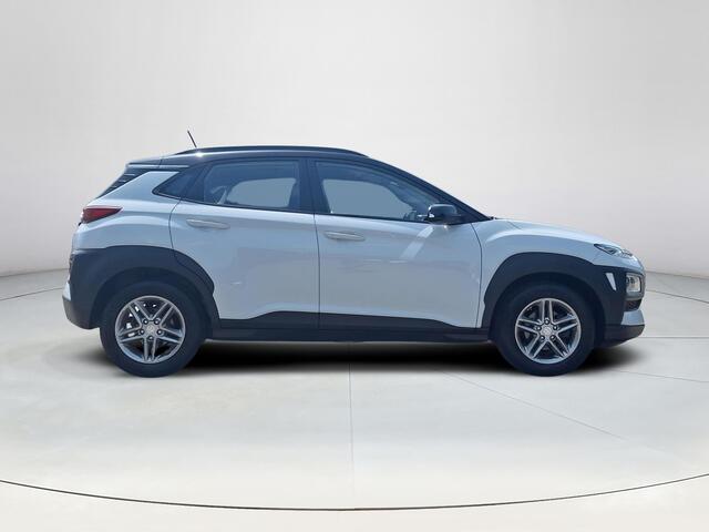Hyundai Kona 1.0T Comfort | Apple Carplay/Android Auto | Achteruitrijcamera | Climate control | Cruise control | Lichtmetalen velgen |