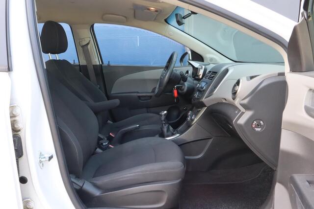 Chevrolet Aveo 1.2 LT | Cruise control | Airco | Lichtmetalen velgen | Nette auto