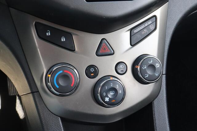Chevrolet Aveo 1.2 LT | Cruise control | Airco | Lichtmetalen velgen | Nette auto