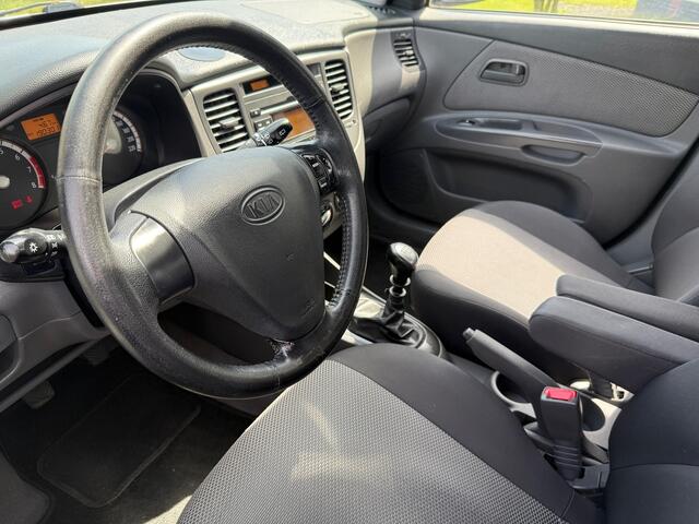KIA RIO 1.4 X / Bj: 2009 / Airco /