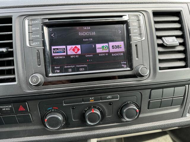 Volkswagen Transporter 2.0 TDi L2H1 Aut. Navi Trekhaak 2 schuifdeuren