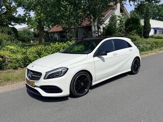 MERCEDES-BENZ A-KLASSE 180 AMG 122PK AUToPanooKeyless