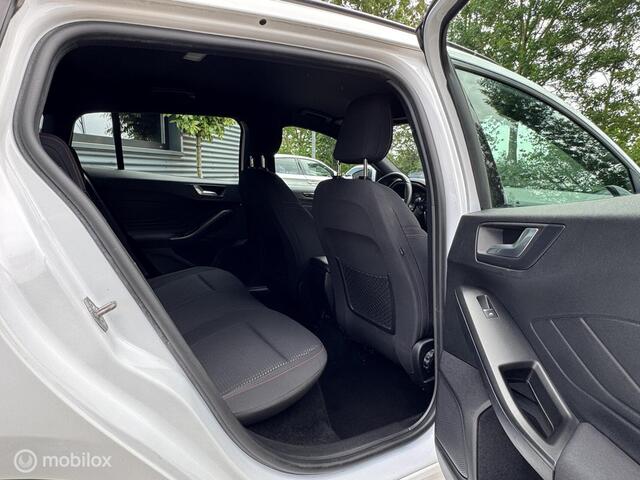 Ford Focus Wagon 1.0 EcoBoost ST Line Business