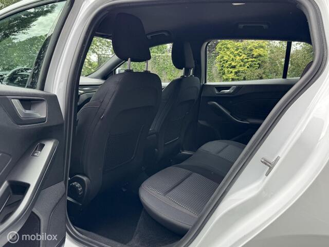 Ford Focus Wagon 1.0 EcoBoost ST Line Business