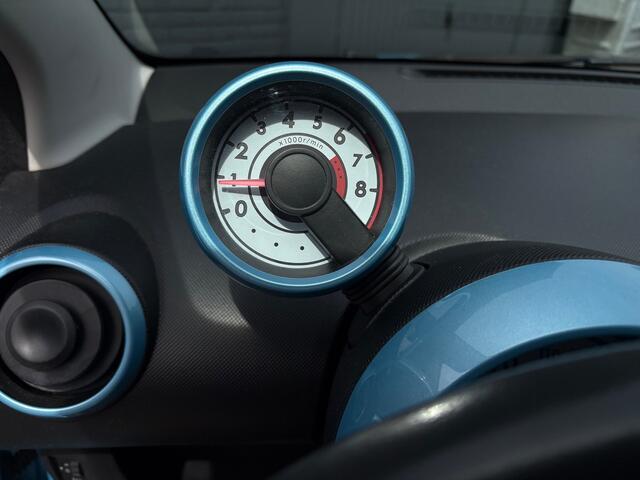 Toyota Aygo 1.0 VVT-i Dynamic Blue | Airco | LED | LMV