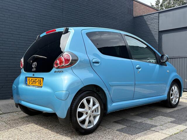 Toyota Aygo 1.0 VVT-i Dynamic Blue | Airco | LED | LMV