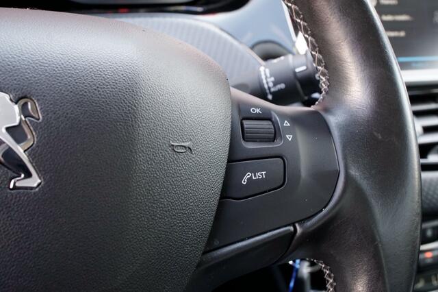 Peugeot 2008 1.2 PureTech Allure