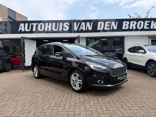 FORD S-MAX 1.5 Titanium 7Persoons|Dealer OH|Navi|Cruise|Clima|Carplay|Trekhaak|Lmv|Elek Pakket|Nw Apk