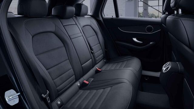 Mercedes-Benz GLC-Klasse 200 4MATIC Premium | Night | Stoelverwarming | Widescreen | Getint glas |