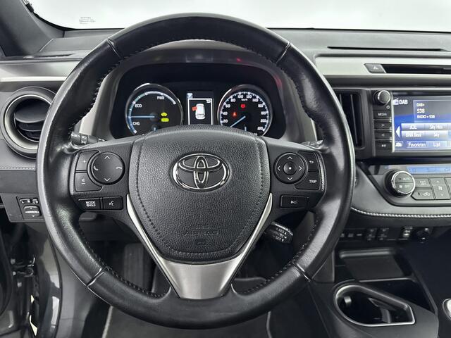 Toyota RAV4 2.5 Hybrid Style | NL-Auto | Navigatie | Trekhaak | Stoelverwarming | Elek. Kofferklep | 13-06 mp